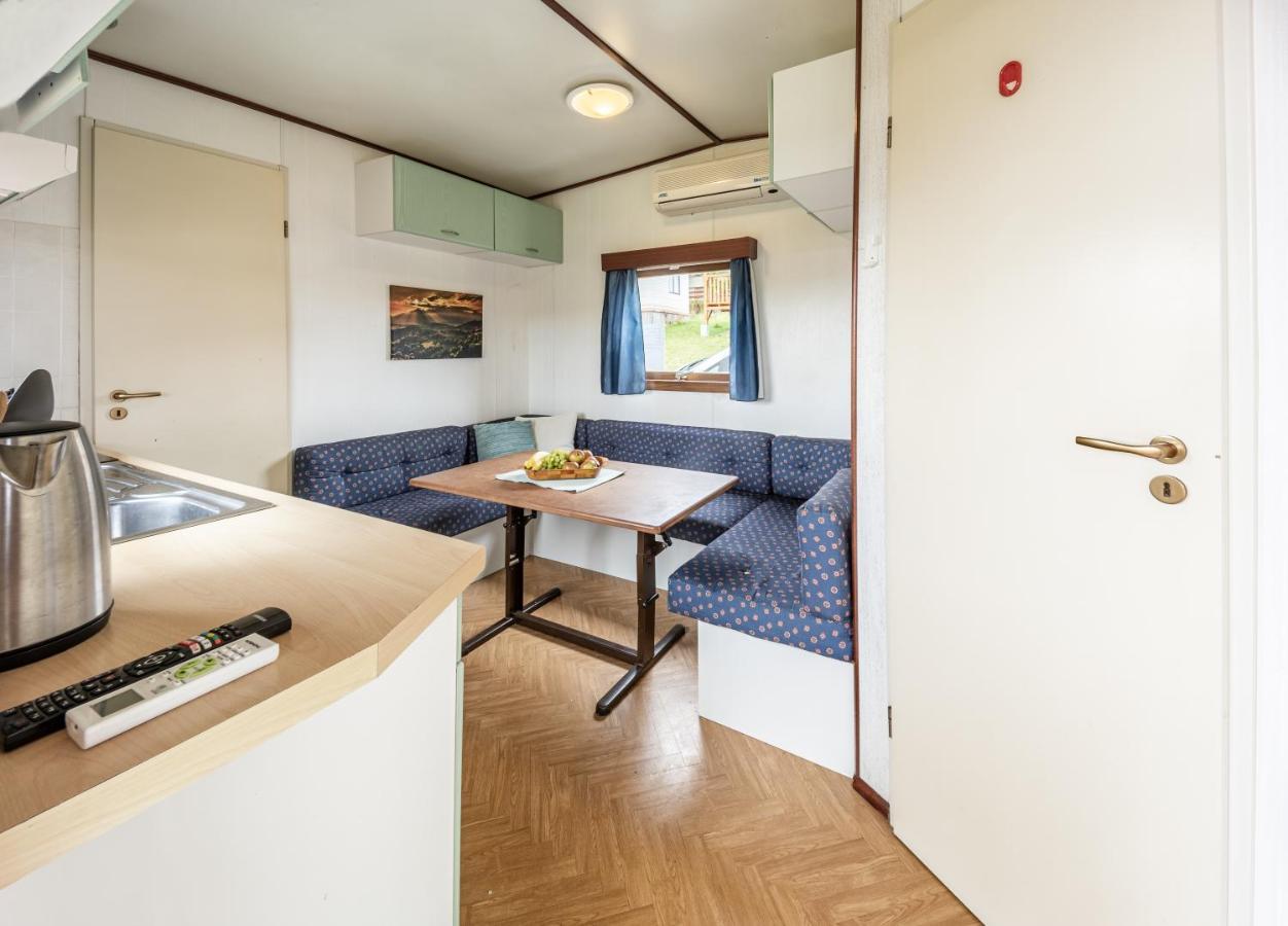 Mobilheim Chalet - Vyrovicka Prehrada Vyrovice Kültér fotó