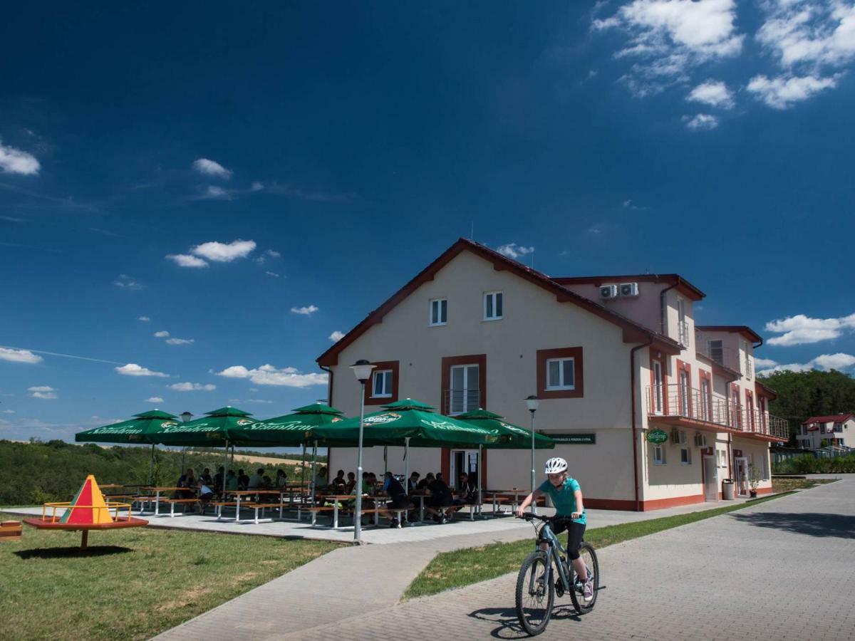 Mobilheim Chalet - Vyrovicka Prehrada Hotel Vyrovice Kültér fotó