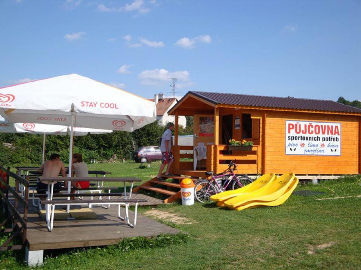 Mobilheim Chalet - Vyrovicka Prehrada Vyrovice Kültér fotó