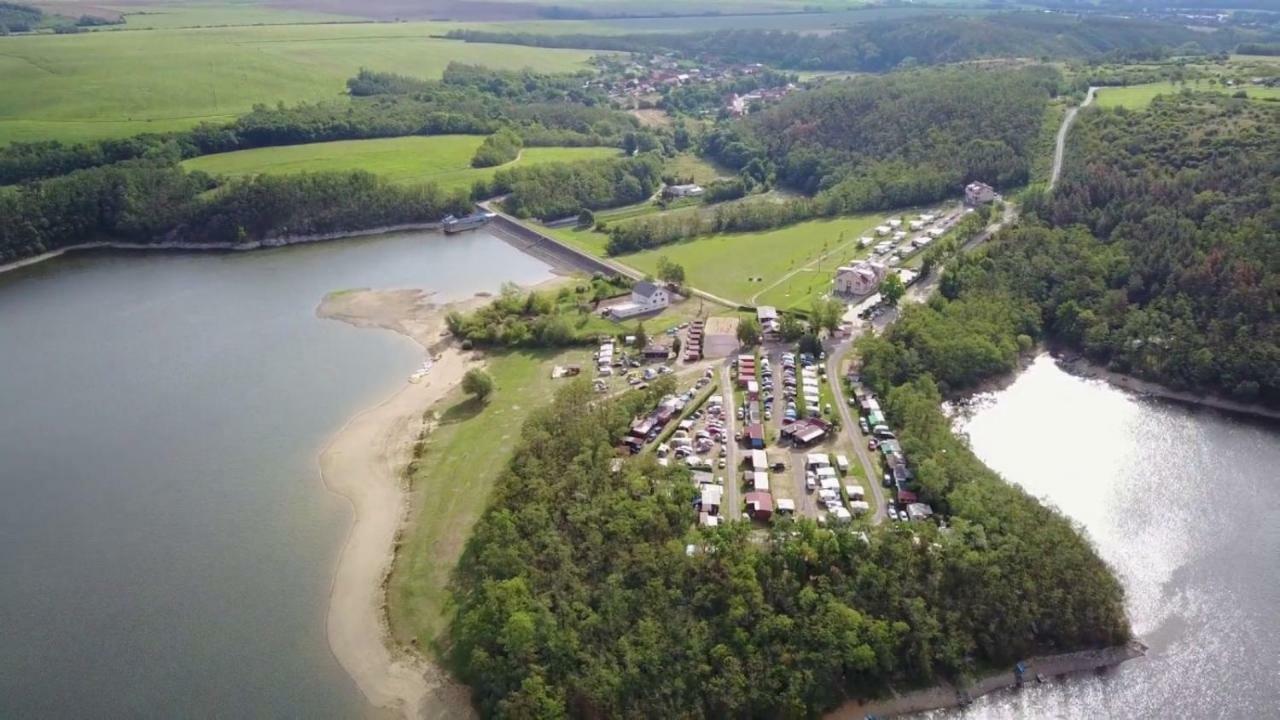 Mobilheim Chalet - Vyrovicka Prehrada Vyrovice Kültér fotó