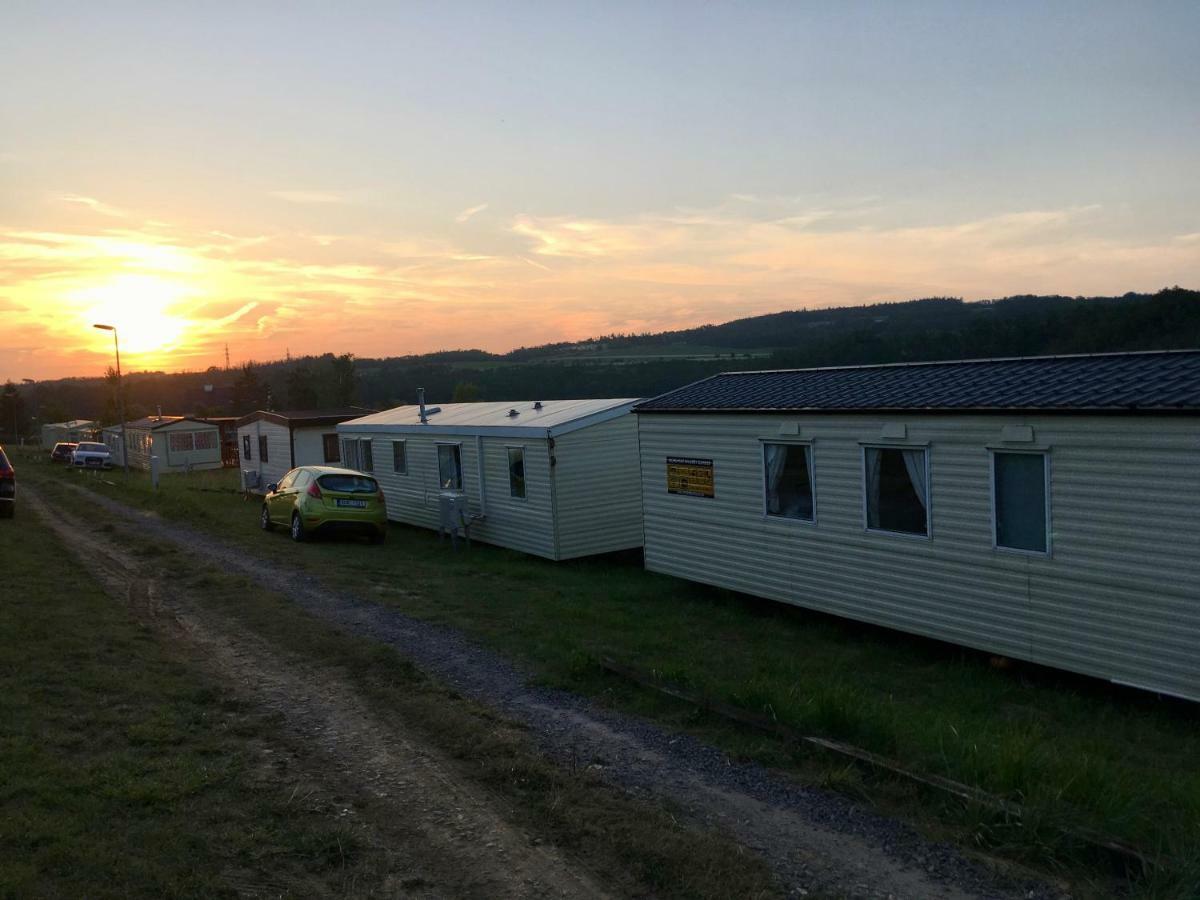 Mobilheim Chalet - Vyrovicka Prehrada Vyrovice Kültér fotó